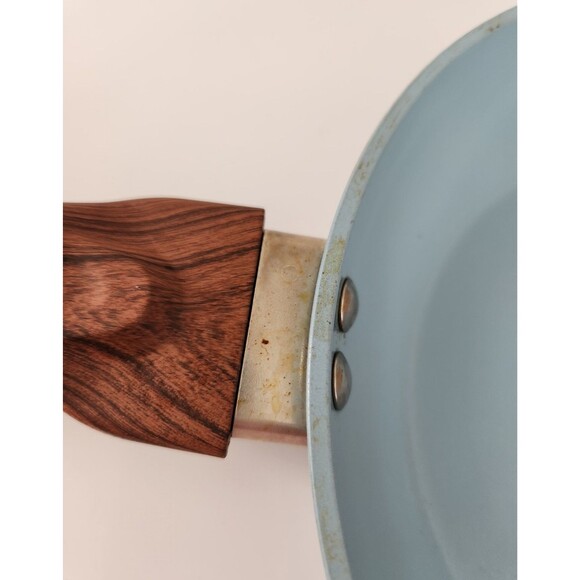 Phantom Chef 9.5"  Blue Fry/Skillet/Saute Pan Aluminum Nonstick Used - Picture 4 of 9